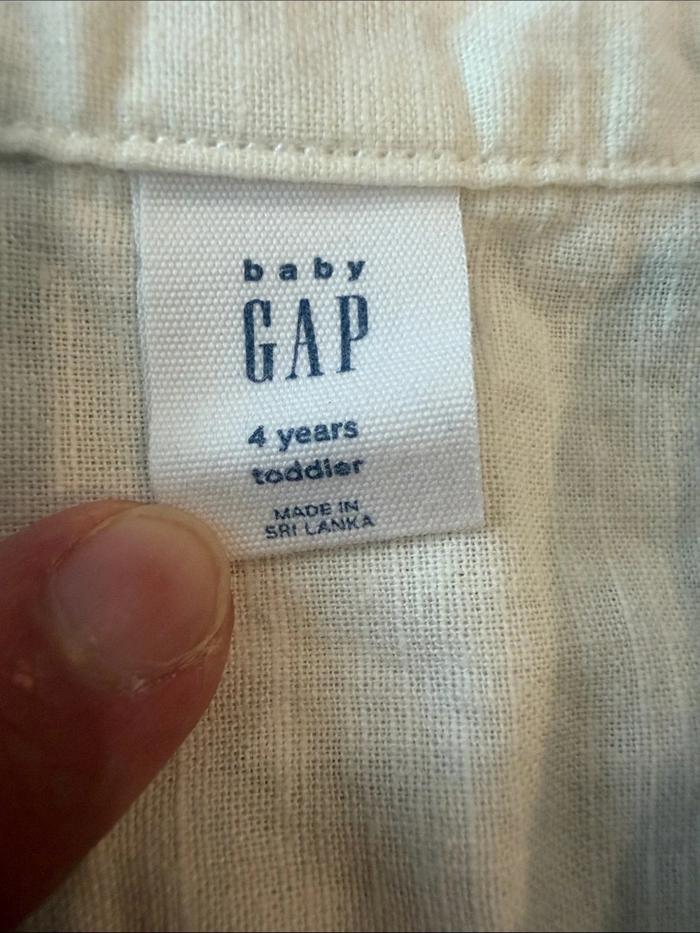 GAP lightweight white